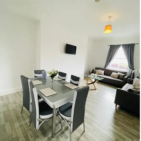Eskholme - Flat 2, Whitby