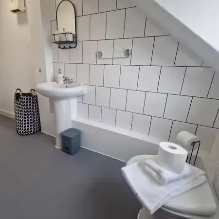 Eskholme - Flat 2, 公寓 *