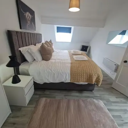 Eskholme - Flat 2, 公寓