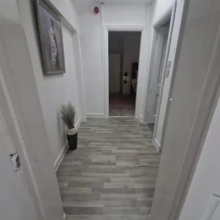 Eskholme - Flat 2, 公寓